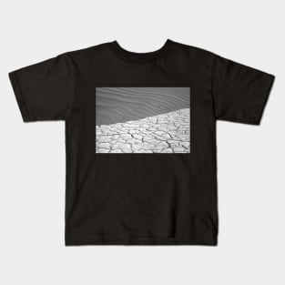 Mud Cracks and Sand Ripples in B&W Kids T-Shirt